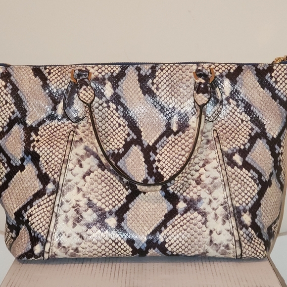 Michael Kors Tote - Picture 3 of 8